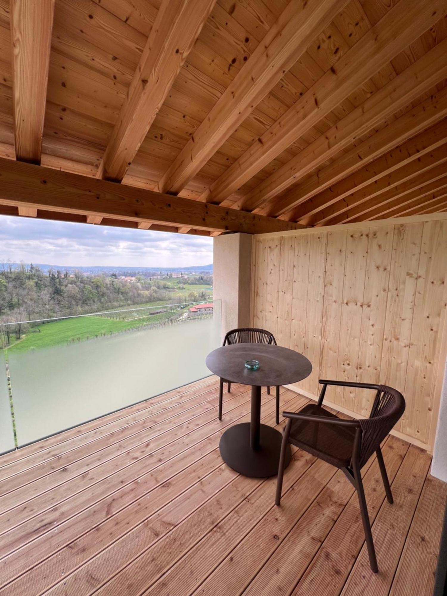 Agriturismo Vedova วัลดอบเบียเดเน ภายนอก รูปภาพ