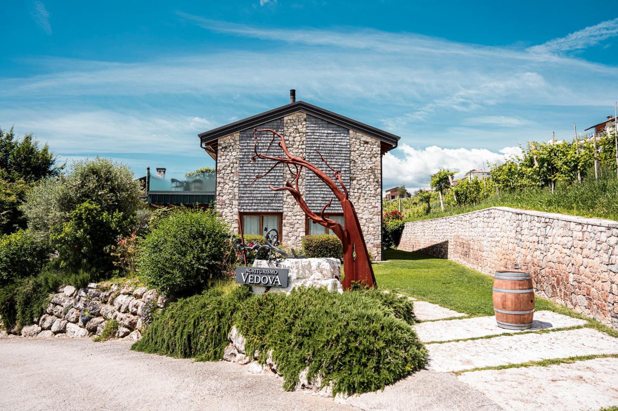 Agriturismo Vedova วัลดอบเบียเดเน ภายนอก รูปภาพ